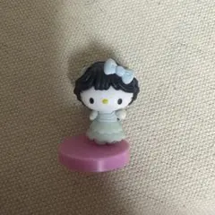 Hello Kitty コラボレーション　チョコエッグ　昭和アイドル風　キティ