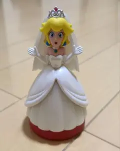 ピーチ姫 ウェディングドレス フィギュアamiibo