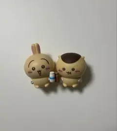 ちいかわ　フィギア　くりまんじゅう　うさぎ