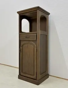 カリモク ガラス扉付き木製キャビネット - メルカリ