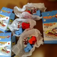 Curious George おさるのジョーシ　ハッピーセット　クリスマス　３個