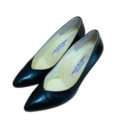 ポインテッドトゥ　本革パンプス 黒 22.5cm 冠婚葬祭　日本製