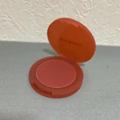 Rare Beauty Matte Bouncy Blush Worthのサムネイル