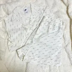【セットアップ】ナイキ ウィメンズ 半袖シャツ ハーフパンツ ホワイト Sサイズ