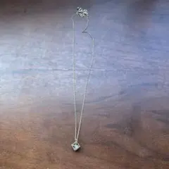 星形ペンダントネックレス