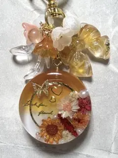 352.大人かわいい オレンジと赤のお花のチャーム