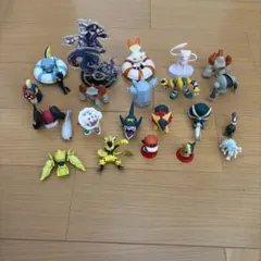 ポケモン コレクションフィギュア　指人形　ミュウ　ゼラオラ　レジギガス