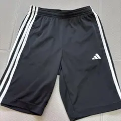 adidas アディダス ハーフパンツ 140のサムネイル