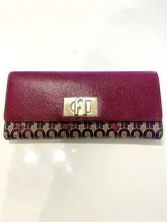 FURLA フルラ　ボルドー 長財布
