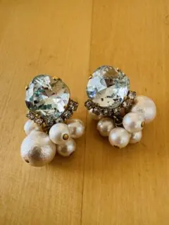 Item thumbnail for item e0ec83d7-2a45-465c-b298-84e1f92be240