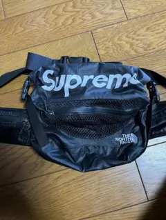 Supreme × THE NORTH FACE ボディバッグ　ウエストポーチ