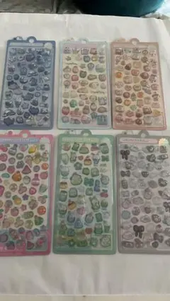 【2枚セット】Weirdly Cute シール ピンク＆ブルー