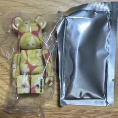 ベアブリック　シリーズ51 バービー