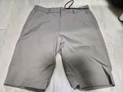 Theory x ユニクロ　ベージュ ショートパンツ Mサイズ