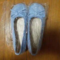 水色 フラットシューズ