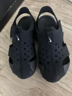 Nike ブラック サンダル オープントゥ