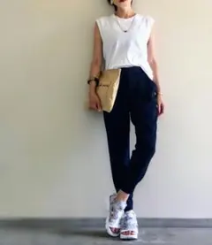 新品・タグ付 M ユニクロ ドレープジョガーパンツ