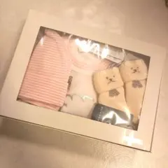 BURBERRY ピンクロンパースセット