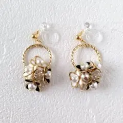 Item thumbnail for item e466a016-e0ea-4b75-b8ce-b082ebab919d