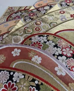 振袖用正絹袋帯 金糸 華文様 桜 菊のサムネイル