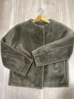 ユニクロ　アウター　ファーコート