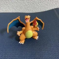 ポケモン　リザードン ミニフィギュア