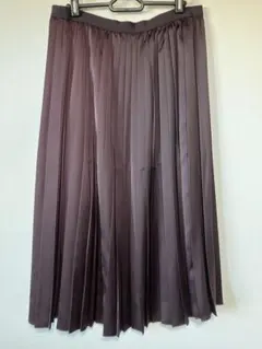 ユニクロ　プリーツスカート　アシンメトリー