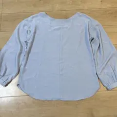 GU ライトブルー バルーンスリーブシャツ