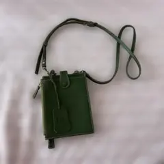 fes スマホショルダーバッグ グリーン