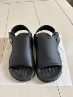 新品未使用　16センチ　サンダル　キッズ