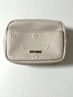 MARY QUANT マリークヮント シンプルエンボスデイジー　ミニポーチ