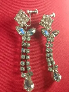 クリスタル装飾 ロングイヤリング