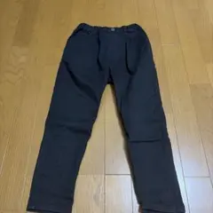 黒 ストレート パンツ 130㎝ ブランシェス