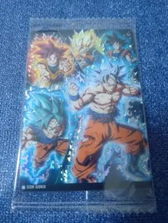 ドラゴンボール 孫悟空 ホログラムカード - メルカリ