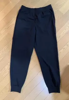 ユニクロ　ウルトラストレッチアクティブジョガーパンツ　Ｍ