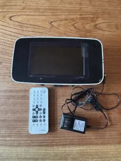 TWINBIRD VD-J729 ポータブルDVDプレーヤー・テレビ 動作済み - メルカリ