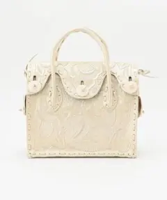 GRACE CONTINENTAL　CARVING TRIBESカービングバッグ