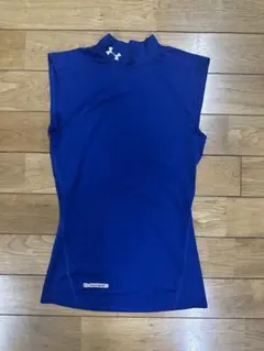 Under Armour heatgear ノースリーブ アンダーシャツ 青
