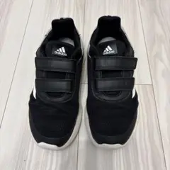 adidas ブラック ベルクロスニーカー　21.5cm