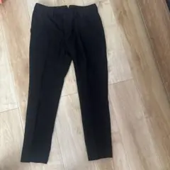 黒 スリムフィット スラックスのサムネイル