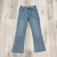 ZARA  フレアジーンズ⭐︎