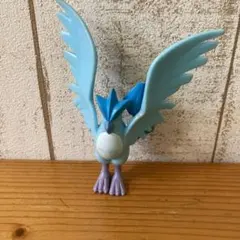 ポケモン　フリーザー　フィギュア