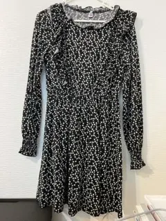 花柄長袖ミニ丈ワンピース