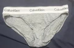 Calvin Klein レディース ショーツ グレー　Sサイズ　ブリーフのサムネイル