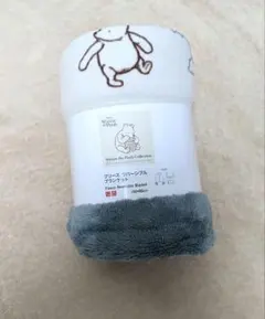 ユニクロ×プーさん　フリースブランケット　膝掛け