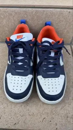 Nike キッズ スニーカー ネイビー/オレンジ