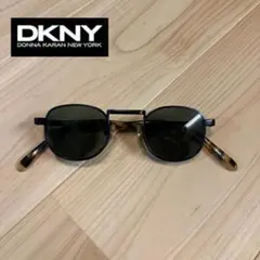 Item thumbnail for item 97dfcd2a-9a5d-4d86-8e1f-500a3b755306