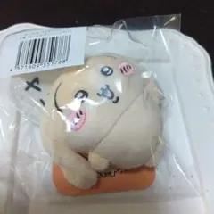 ちいかわうさぎだらけくじE商ぬいぐるみバッチ（ヤハ）