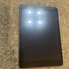 Apple iPad mini2シルバー 本体　64GB