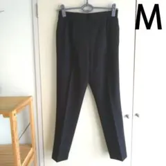 美品　センタープレステーパードパンツ　ブラック　Ｍ
